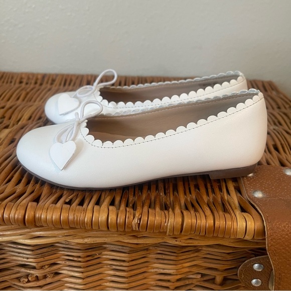 Elephantito Ballet Flats Toddler Girl Sz 10 White Leather Scalloped Ballerina - Picture 4 of 8